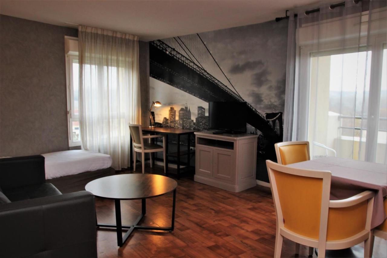 Residence Carouge Appart Hotel ブレティニー・シュル・オルジュ エクステリア 写真