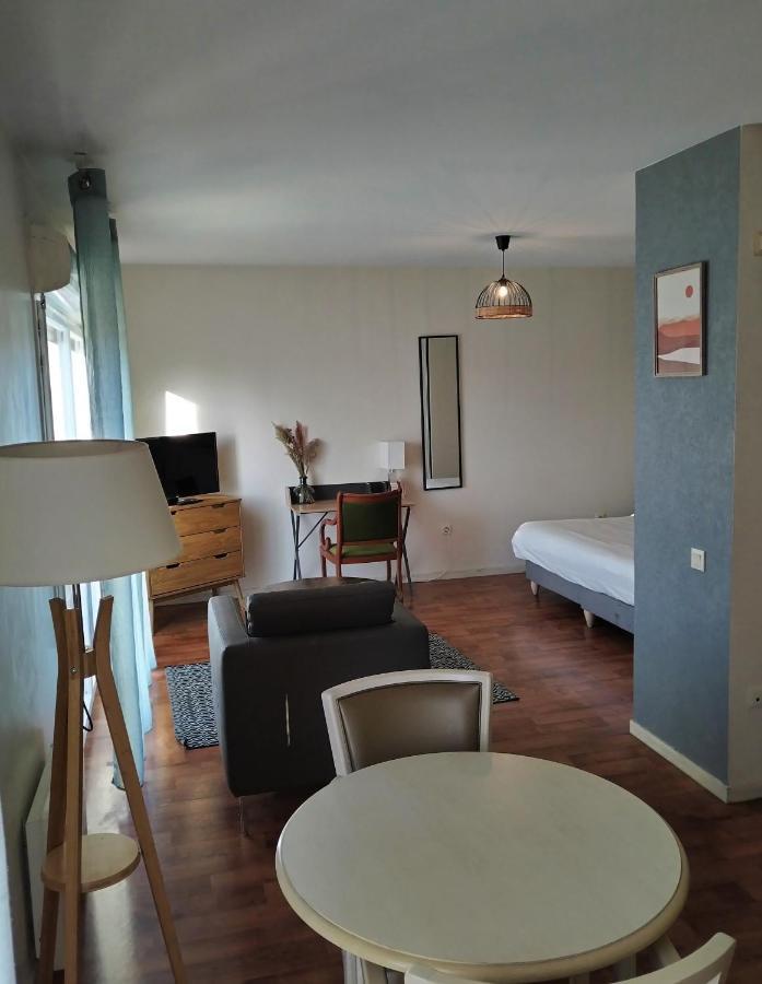 Residence Carouge Appart Hotel ブレティニー・シュル・オルジュ エクステリア 写真