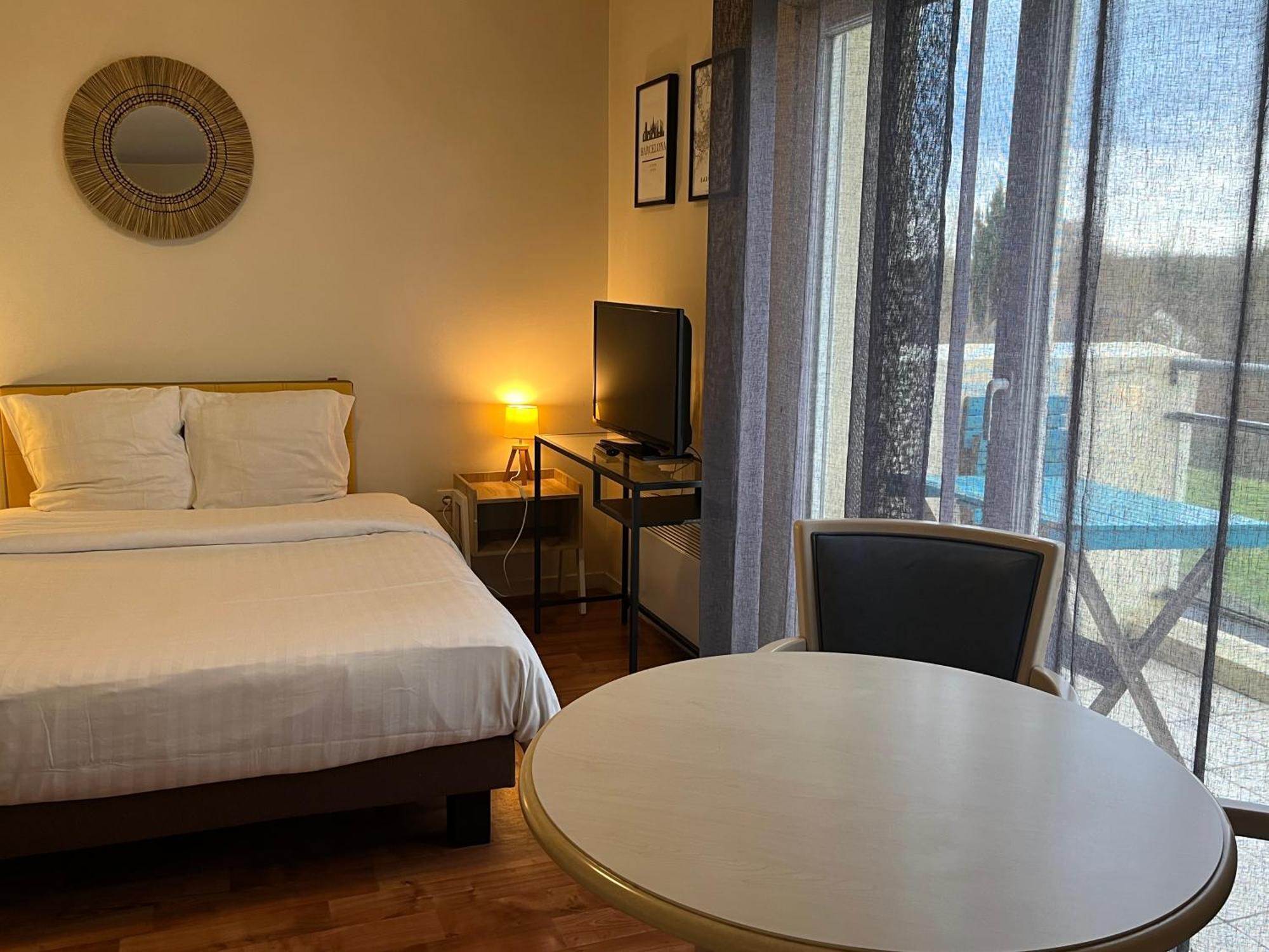 Residence Carouge Appart Hotel ブレティニー・シュル・オルジュ エクステリア 写真
