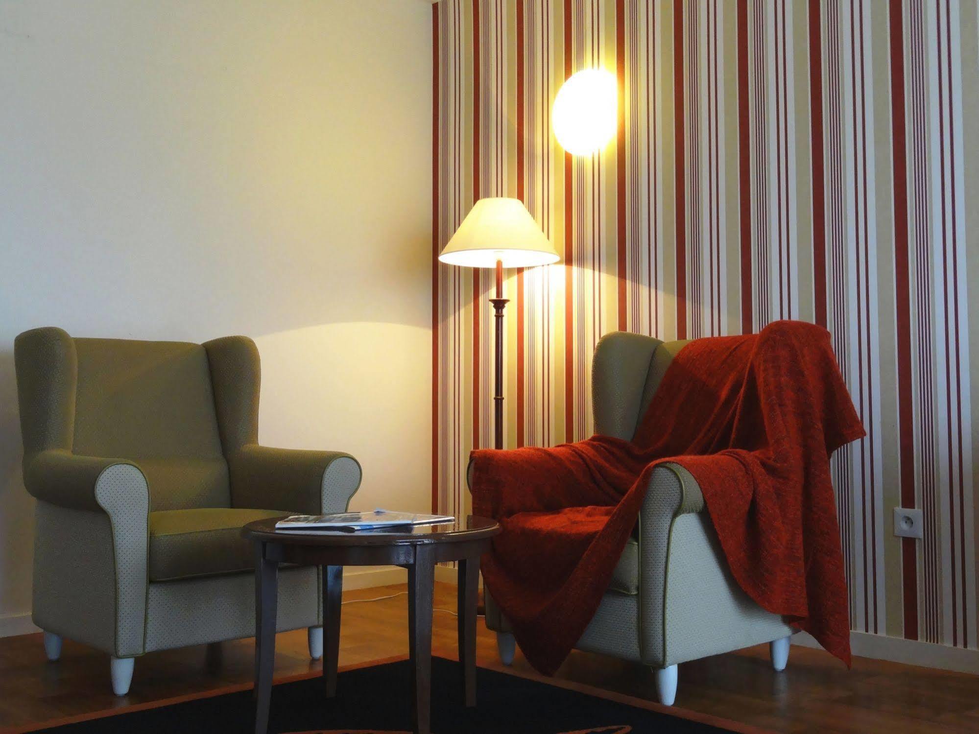 Residence Carouge Appart Hotel ブレティニー・シュル・オルジュ エクステリア 写真