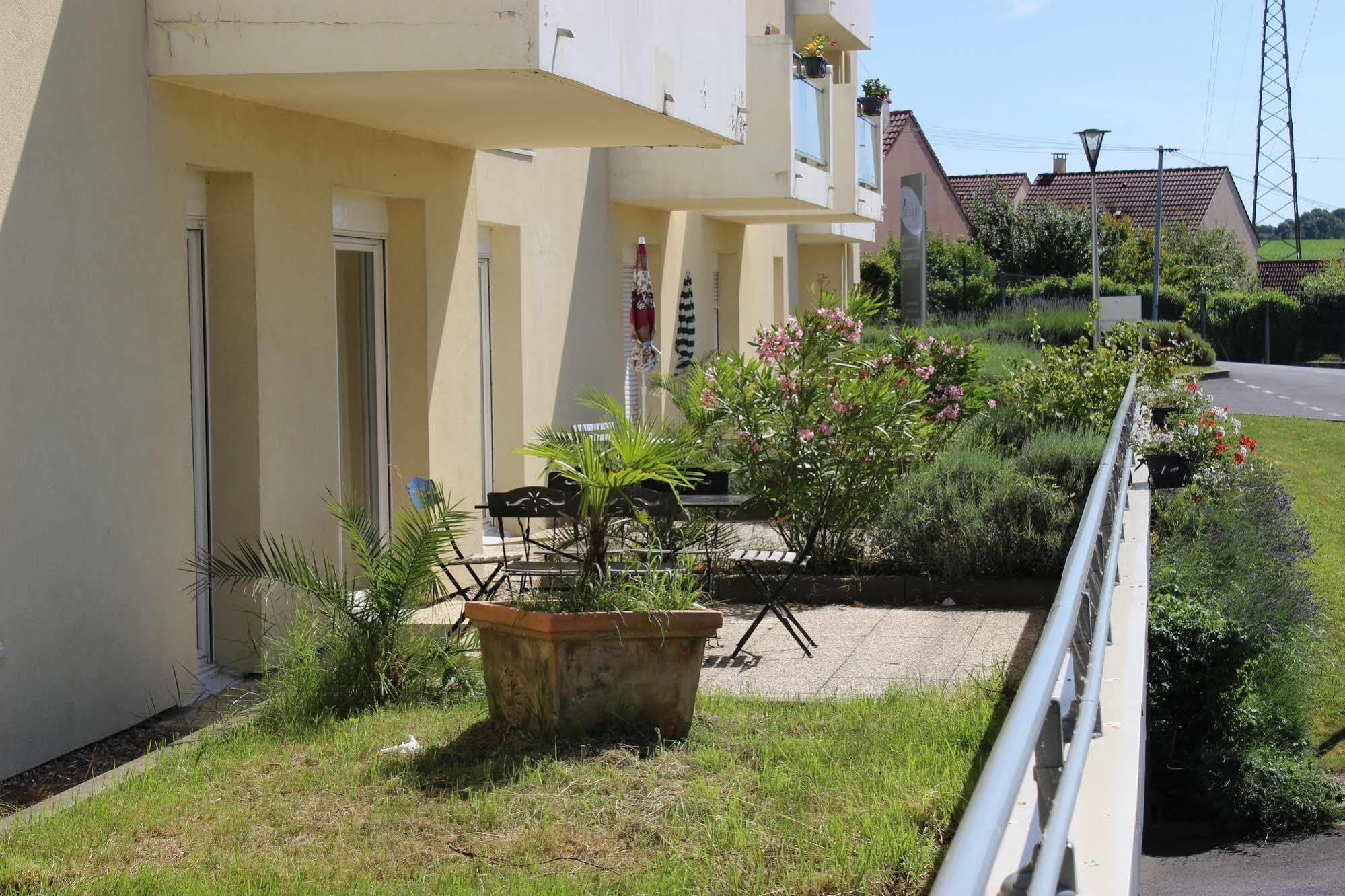 Residence Carouge Appart Hotel ブレティニー・シュル・オルジュ エクステリア 写真